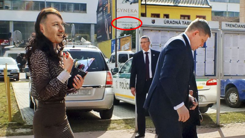 Správna otázka je, kto bol Trošková pred plastikou...